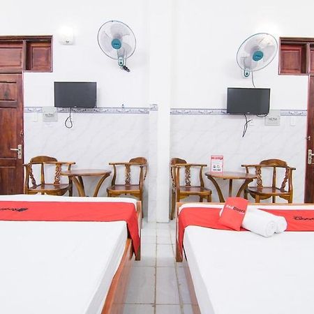 Reddoorz Hoang Tuan Hotel โฮจิมินห์ซิตี้ ภายนอก รูปภาพ