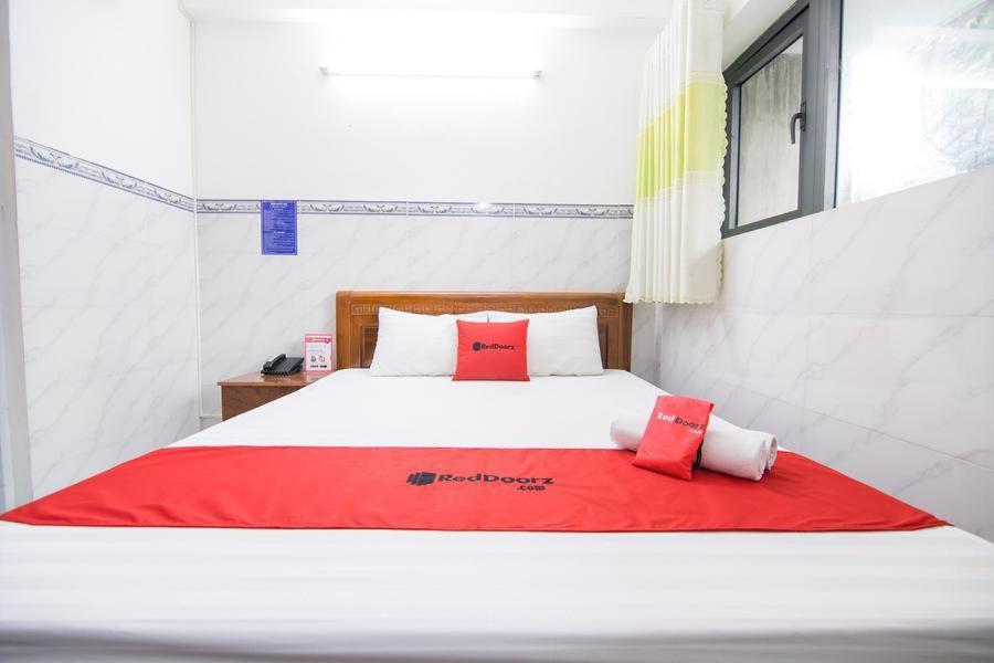 Reddoorz Hoang Tuan Hotel โฮจิมินห์ซิตี้ ภายนอก รูปภาพ